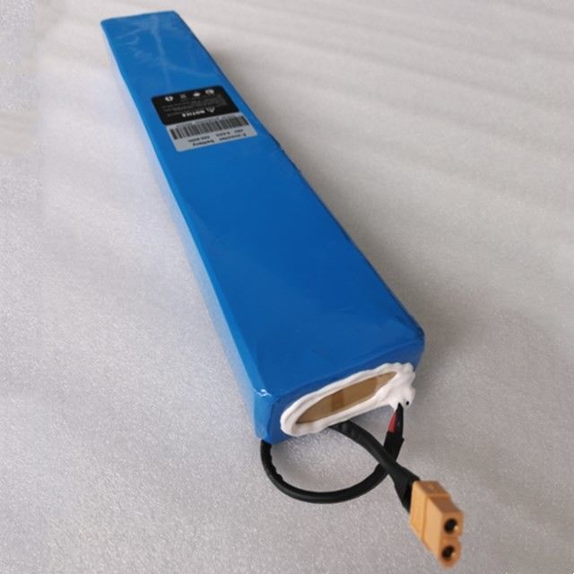Custom 18650 Lithium-Ionen-Batteriepaket 13s3p 48 Volt 9,6ah Elektrischer Roller Batteriepaket 3200mAh Zelle