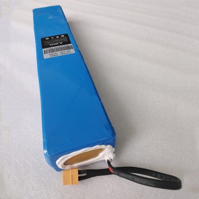 Custom 18650 Lithium-Ionen-Batteriepaket 13s3p 48 Volt 9,6ah Elektrischer Roller Batteriepaket 3200mAh Zelle