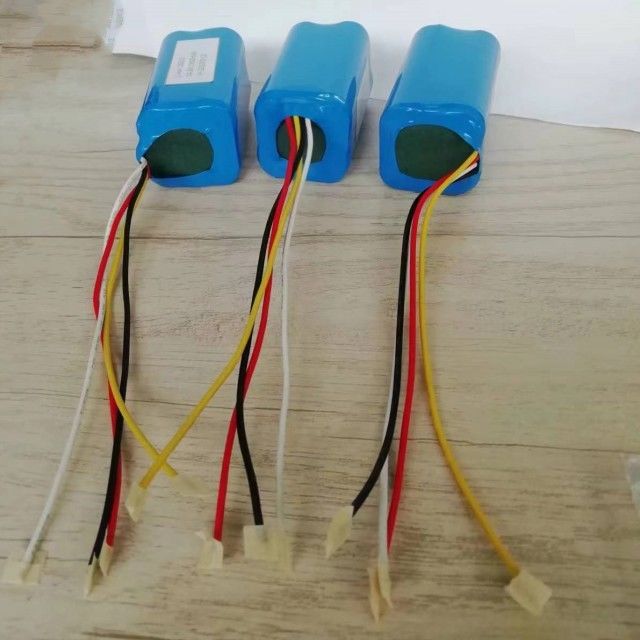 Personalisierte 14,8V 2200mah Batterie 18650 Zelle 4s1p mit BMS für Feger