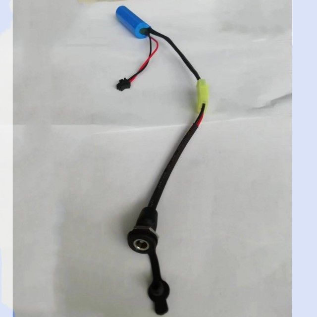 SM-2P Wasserpumpenbatterie 18650 1s 3,7V 2000mAh mit DC5521 Ladestecker