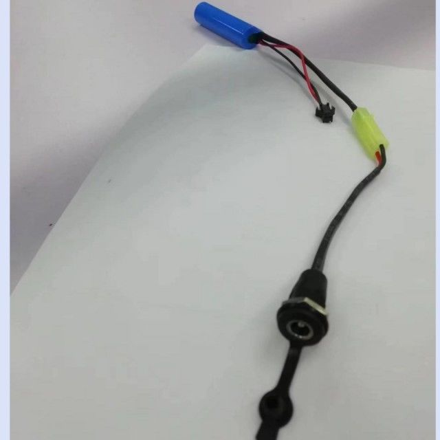 SM-2P Wasserpumpenbatterie 18650 1s 3,7V 2000mAh mit DC5521 Ladestecker