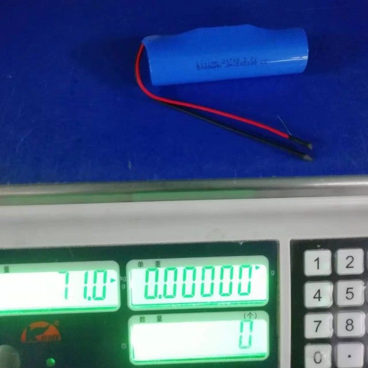 3.7V 5000mAh 21700 Pack mit PCB und Leads 20 AWG für elektronische Geräte