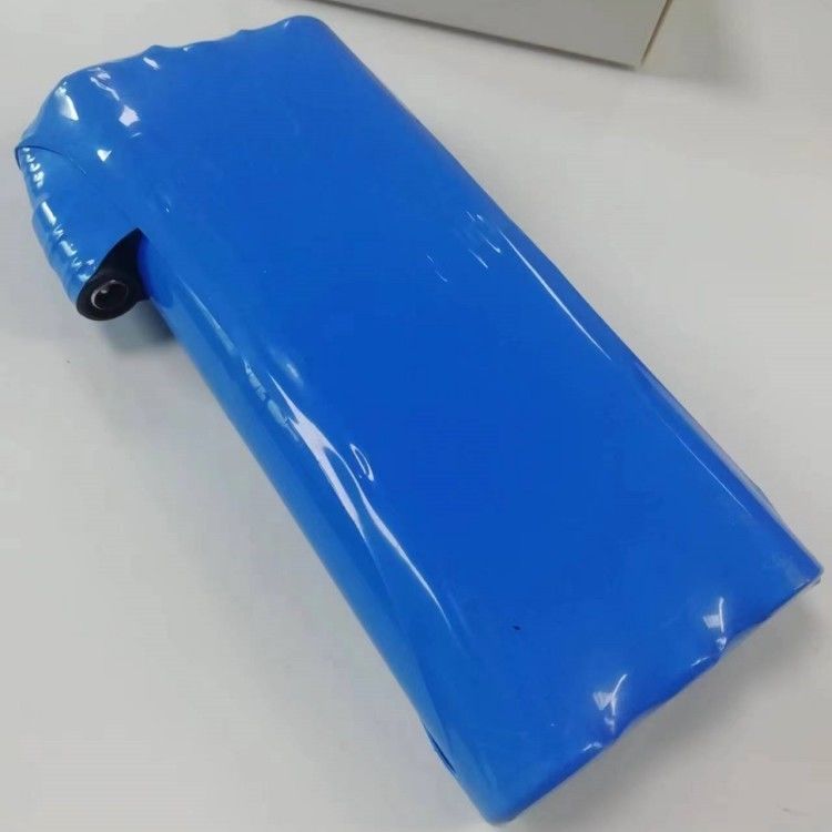 3S2P 21700 Batterie 11,1V 10000mAh zweischichtige Größe mit Fassanschluss ohne Draht