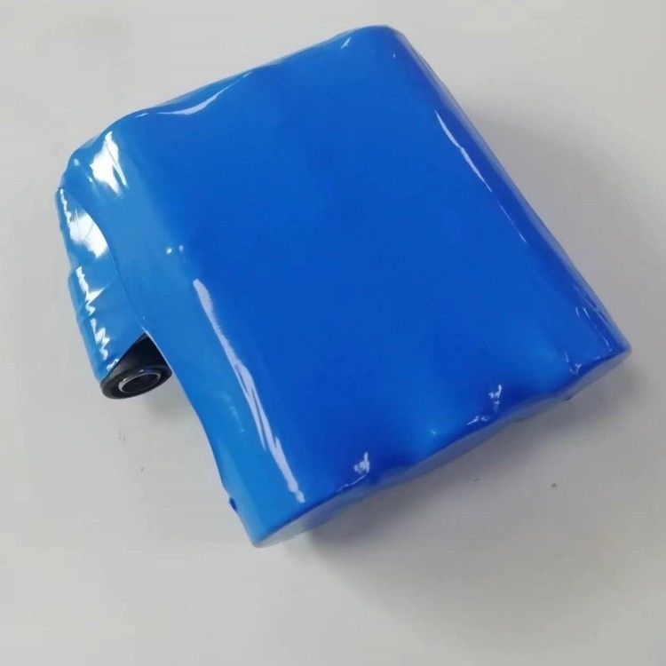 11.1v 5000mah 3s1p Batterie 21700 Zelle mit Dc5.5 X 2.1mm weiblicher Steckdose