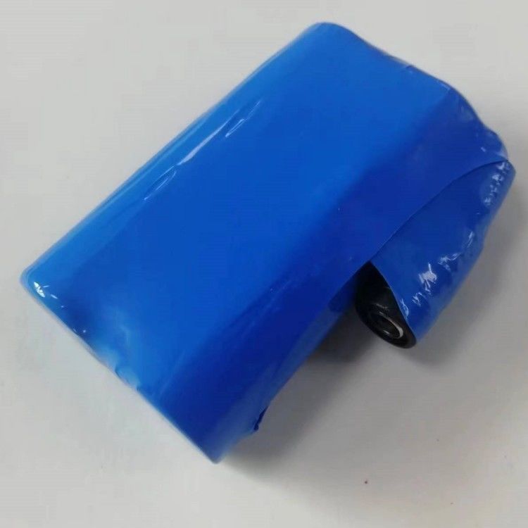 angepasste Li-Ionen-Batterie 7,4 V 5000mah 21700 2 Zellen in Serie mit Dc5521-Anschluss