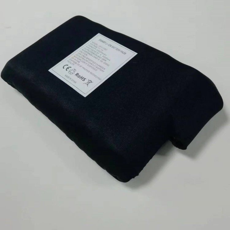Kleidung im Winter mit Heizung Batterie 7,4V 12V 10000mAh Gleichspannungsladekopf Schwarz Farbe