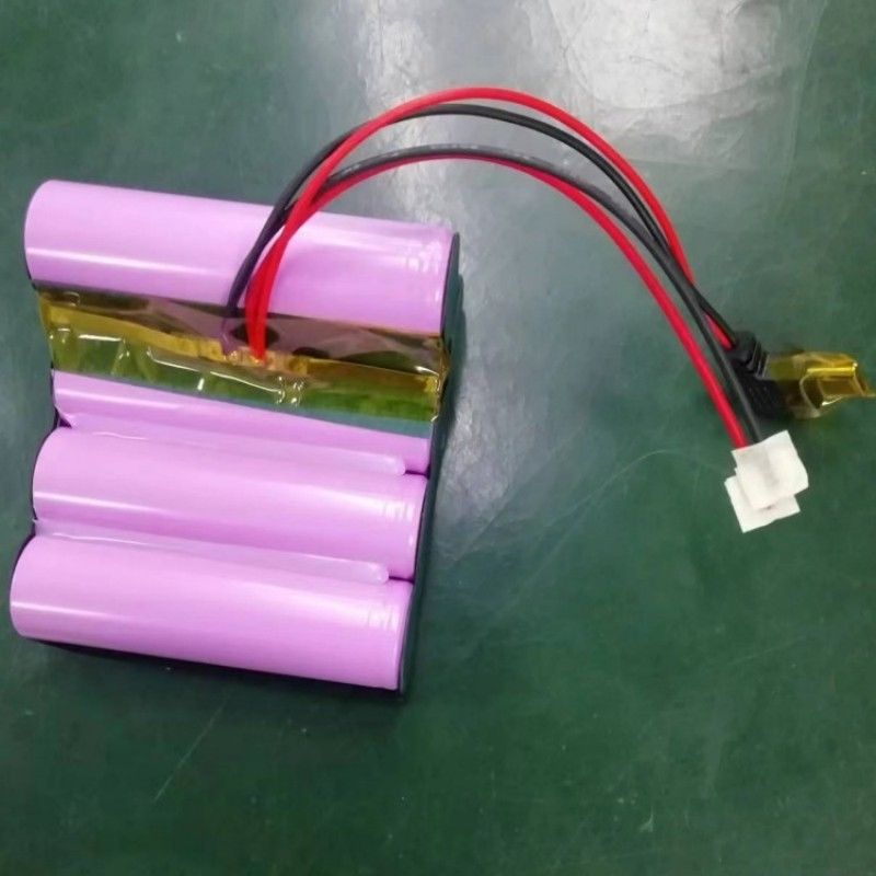 Individuelle 3500mah 1S5P 18650 Batteriepack 3.7V 17.5Ah mit USB-C Stecker für Tracking-Gerät