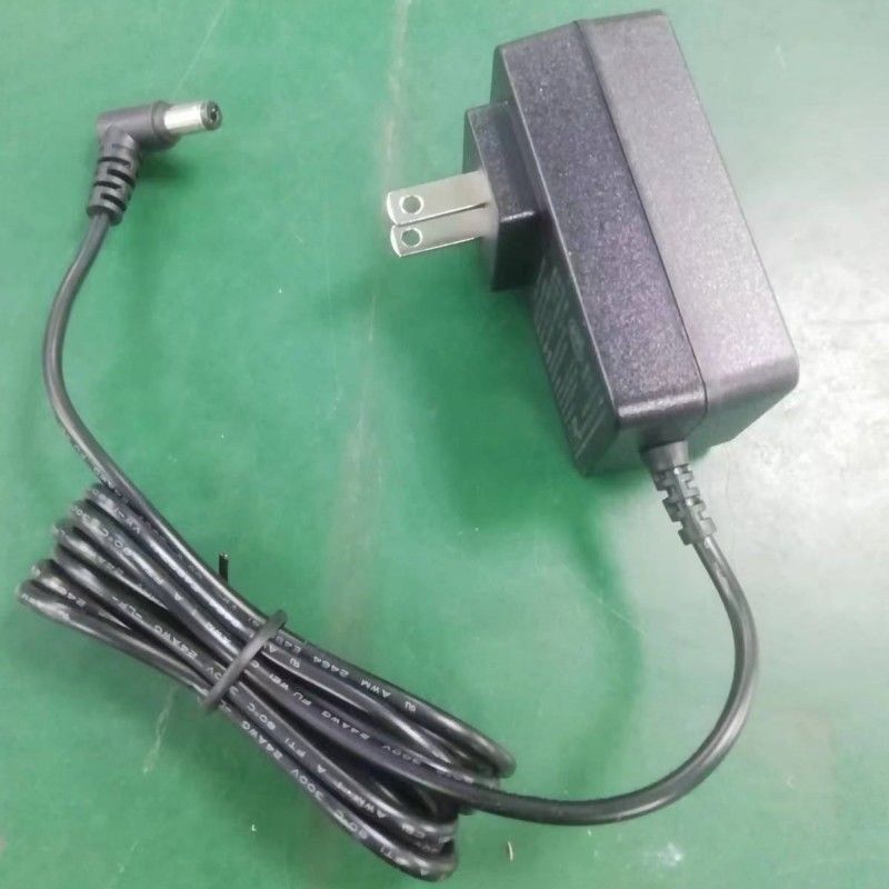 12V-Ladegerät 2A US-Stecker DC-Bekehrkopf 90° 2,1 mm Fass Jack Zwei Ampere